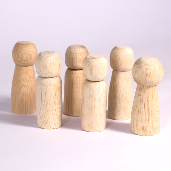 Set of natural dolls x six